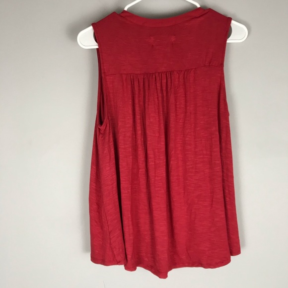 Knox Rose embroidered split neck knit top red - Picture 6 of 7